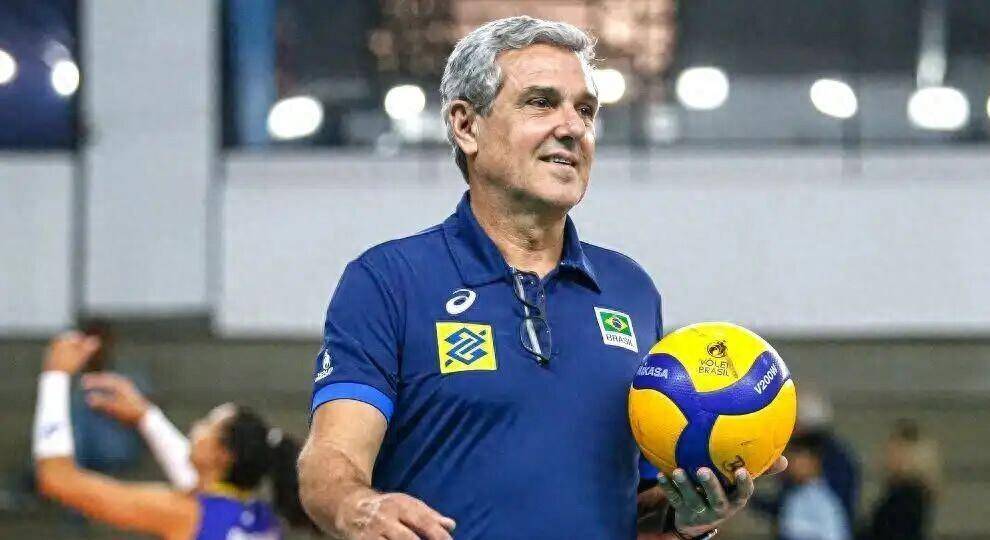 巴西队引入国外教练，备战美洲杯重新调整战术