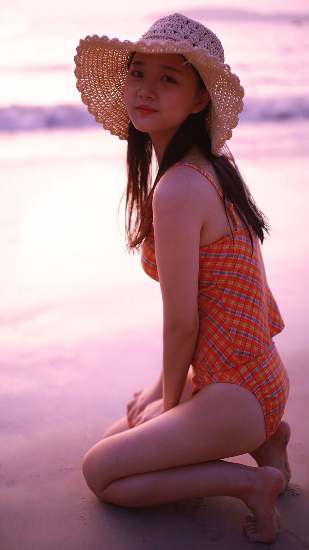 一球颠覆欧洲秩序!加维爆发的背后,突尼斯上演的足球权力游戏