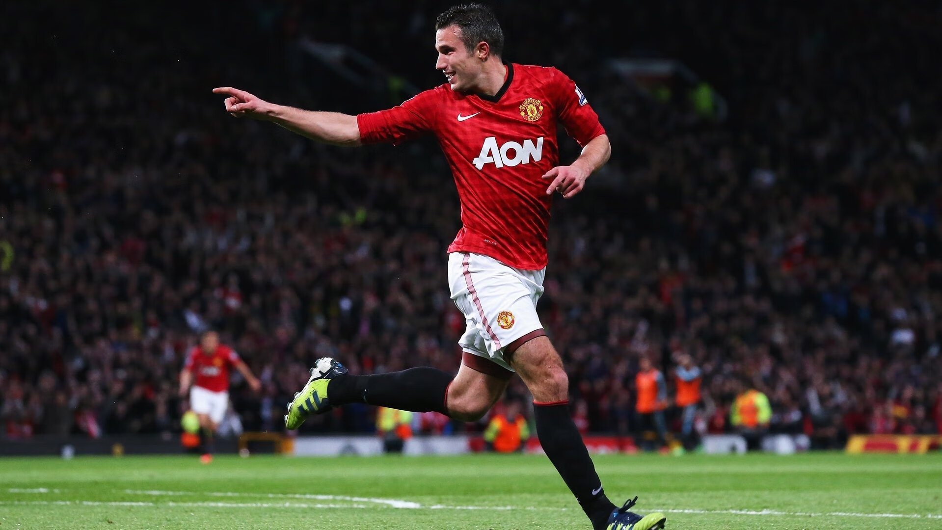 开云体育APP下载-蓝鹰战黑星，伊萨克进攻端无人可挡，诠释现代前锋的极致锋芒