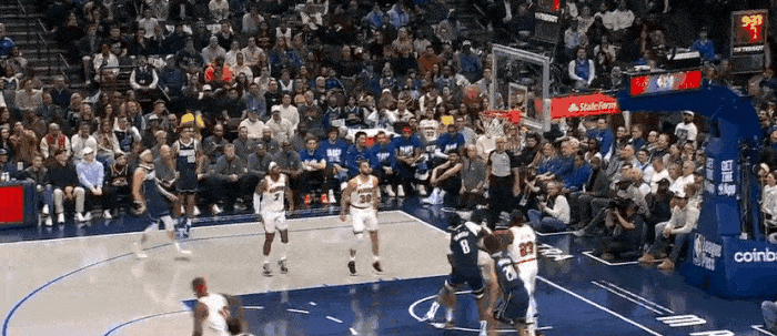 东决关键战焦点战，独行侠险胜活塞