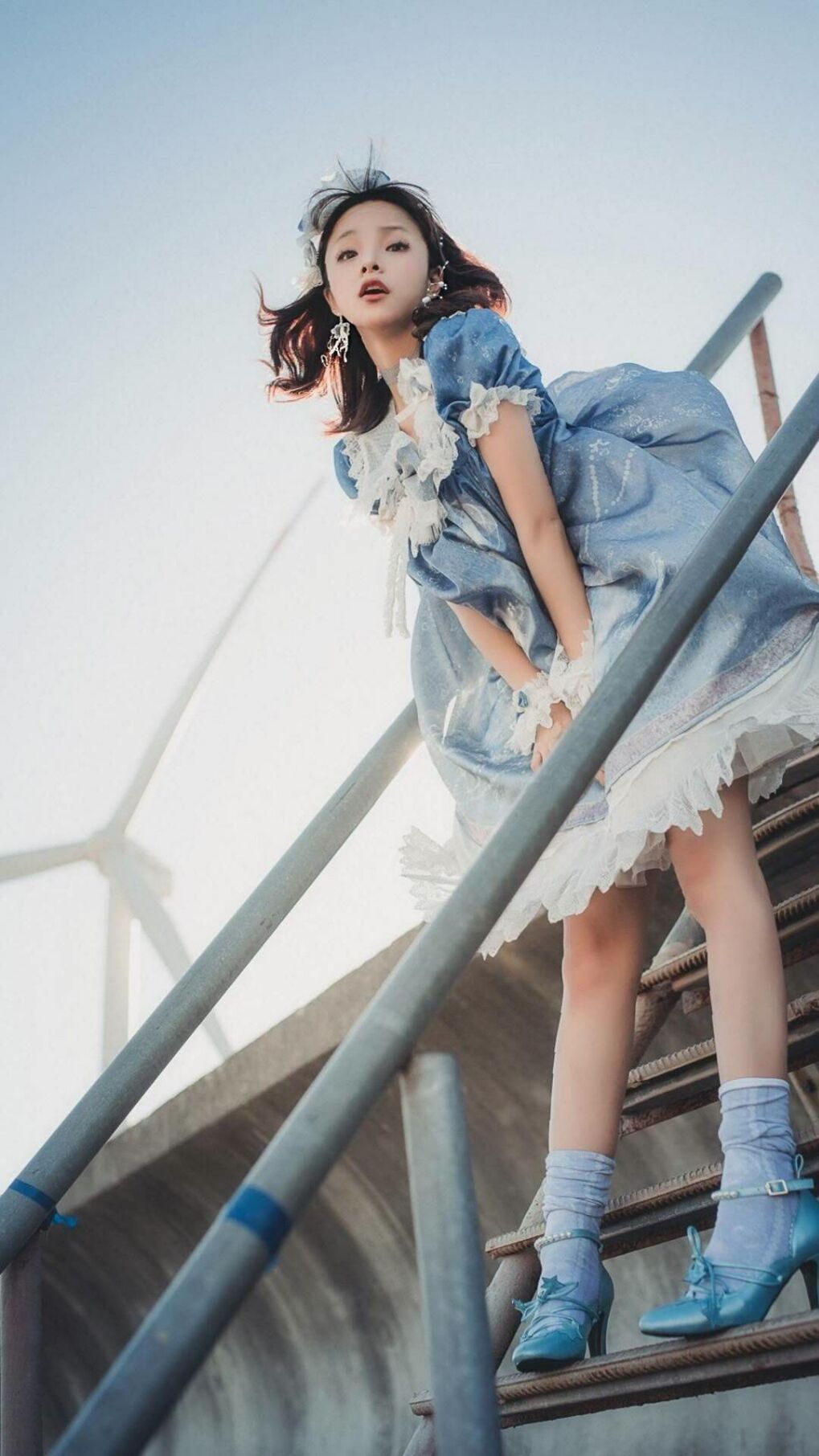 关键战不手软，友谊赛亦碾压，足球的两种面孔与同一颗心